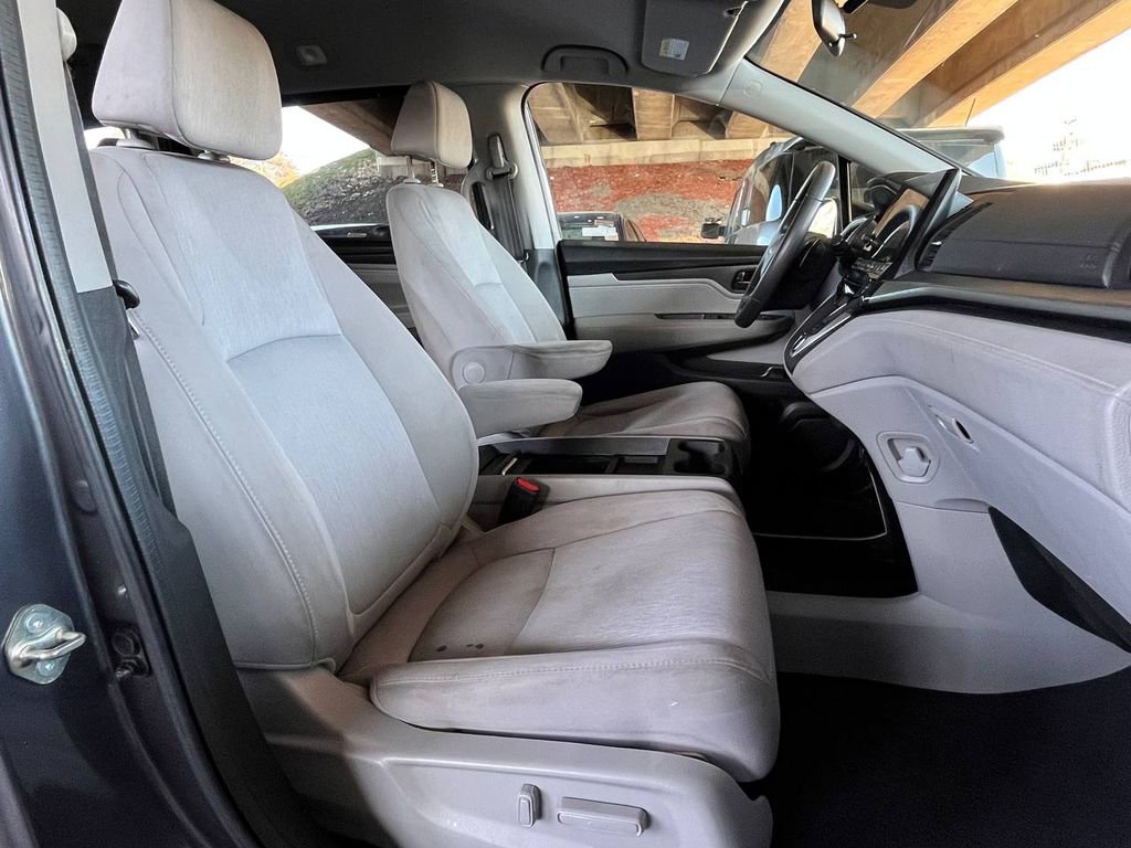 Used 2020 Honda Odyssey EX image 38