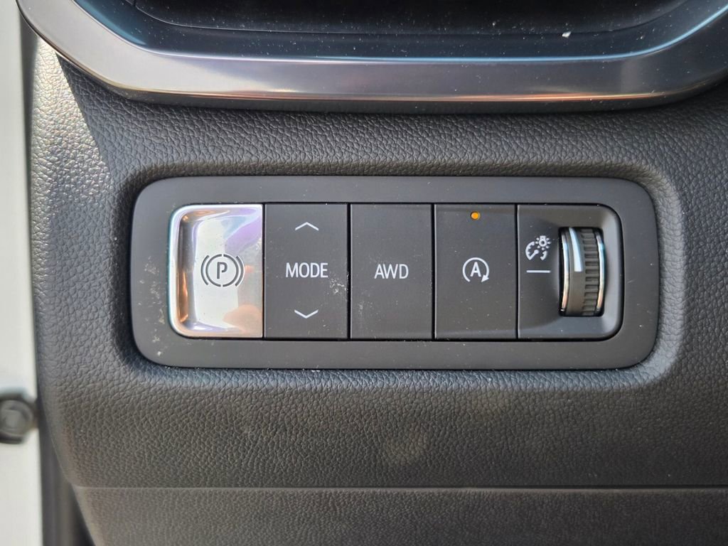 New 2026 GMC Acadia AT4 w/ Super Cruise Package image 28