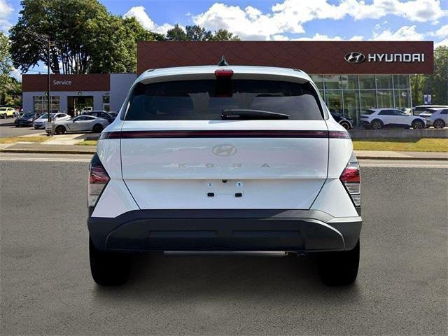 New 2026 Hyundai Kona SE image 6