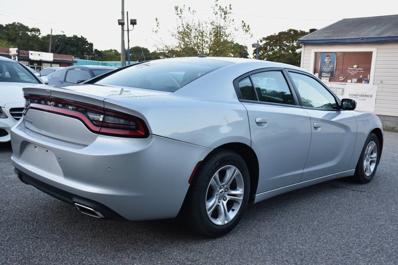 Used 2021 Dodge Charger SXT w/ Leather Interior Group RWD image 5
