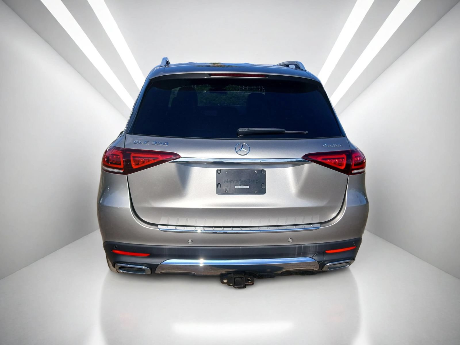 Used 2020 Mercedes-Benz GLE 350 4MATIC w/ Premium Package image 6