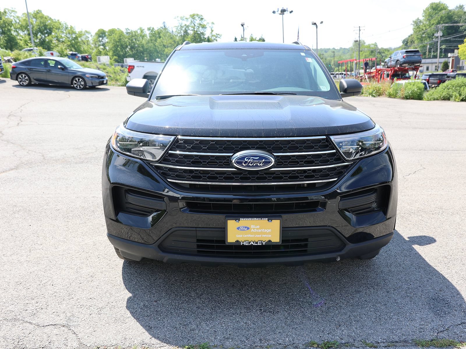 Used 2023 Ford Explorer XLT w/ Class IV Trailer Tow Package AWD/4WD image 2