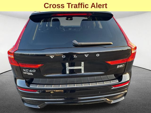 Used 2024 Volvo XC60 B5 Core AWD/4WD image 9
