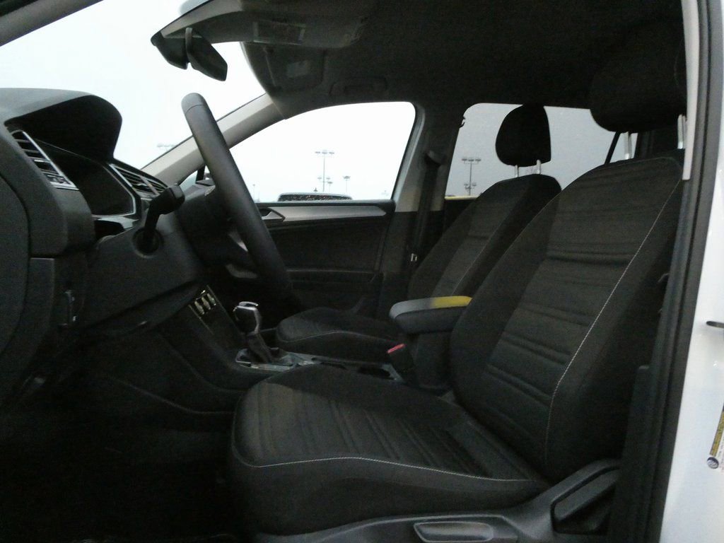 Used 2024 Volkswagen Tiguan S image 28
