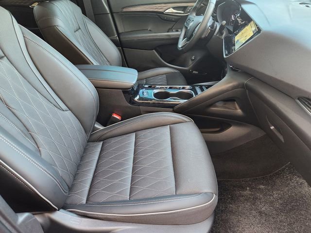 Used 2023 Buick Envision Avenir image 14