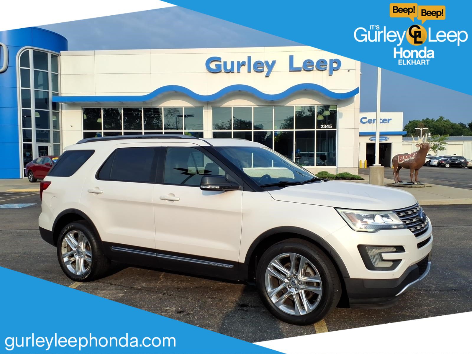 Used 2017 Ford Explorer XLT w/ Equipment Group 202A AWD/4WD image 1
