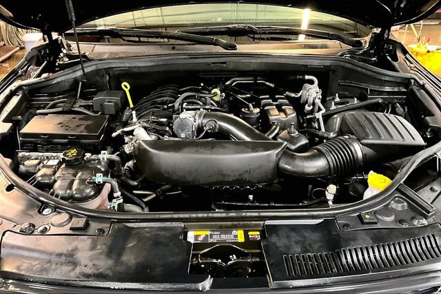 Used 2023 Dodge Durango GT image 31