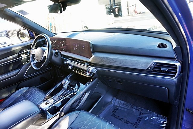 Used 2024 Kia Telluride SX Prestige X-Line AWD/4WD image 17