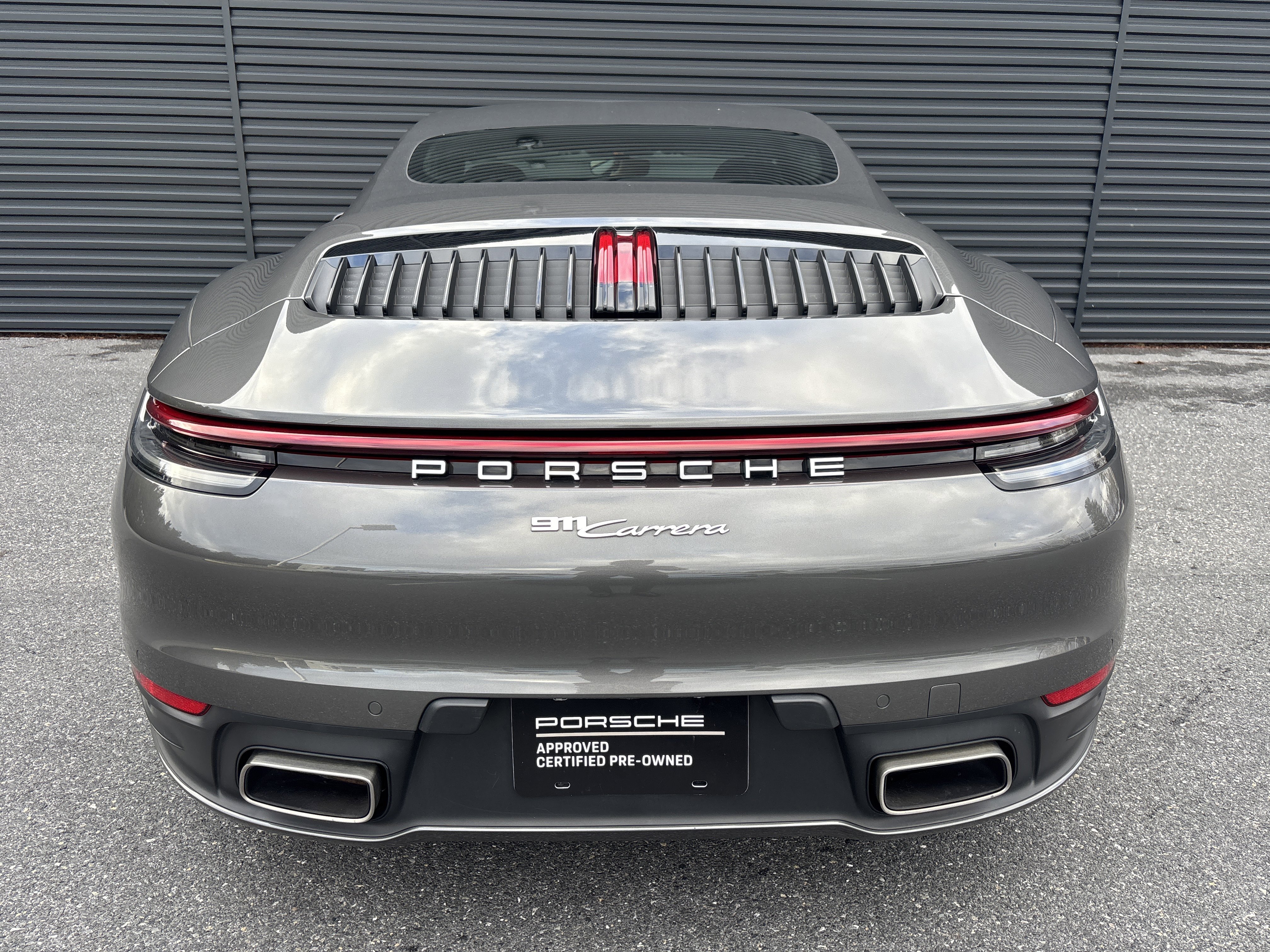 Certified 2022 Porsche 911 Carrera image 4