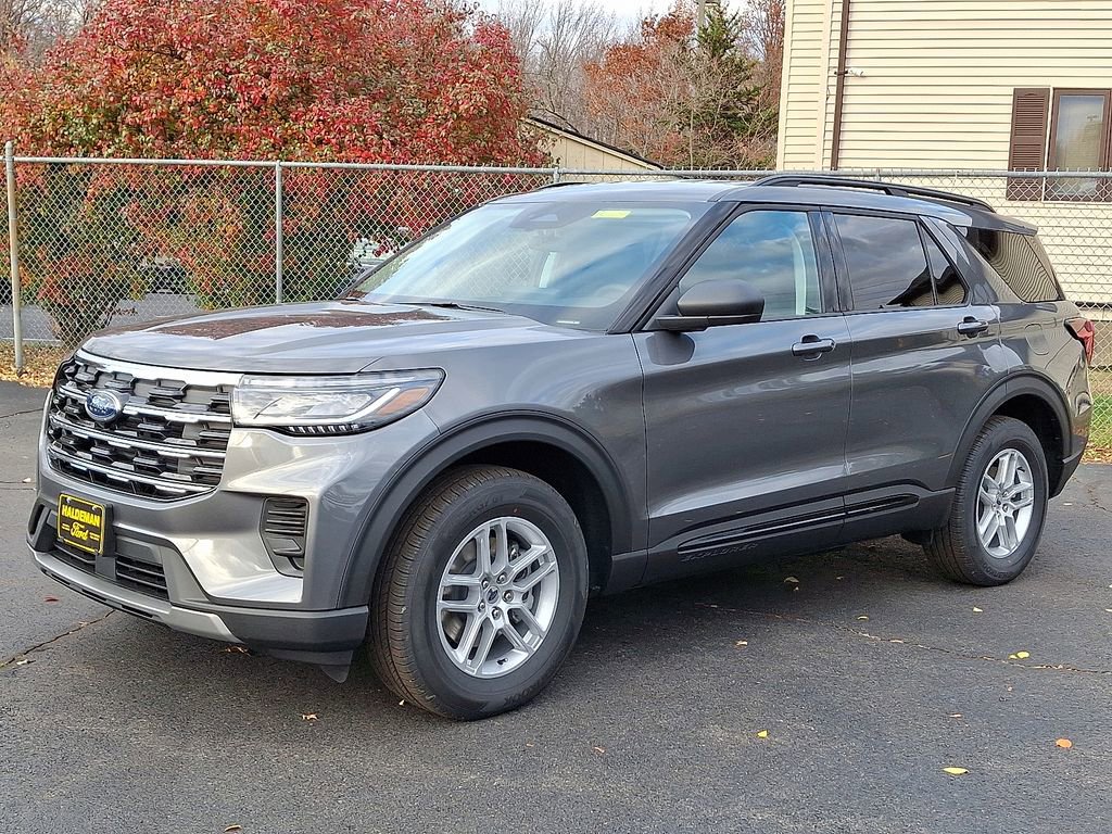 New 2026 Ford Explorer Active image 2