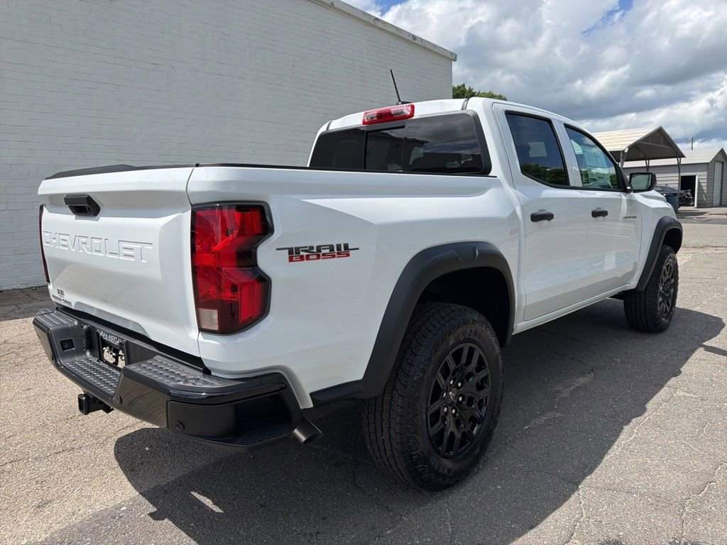 New 2026 Chevrolet Colorado Trail Boss AWD/4WD image 2