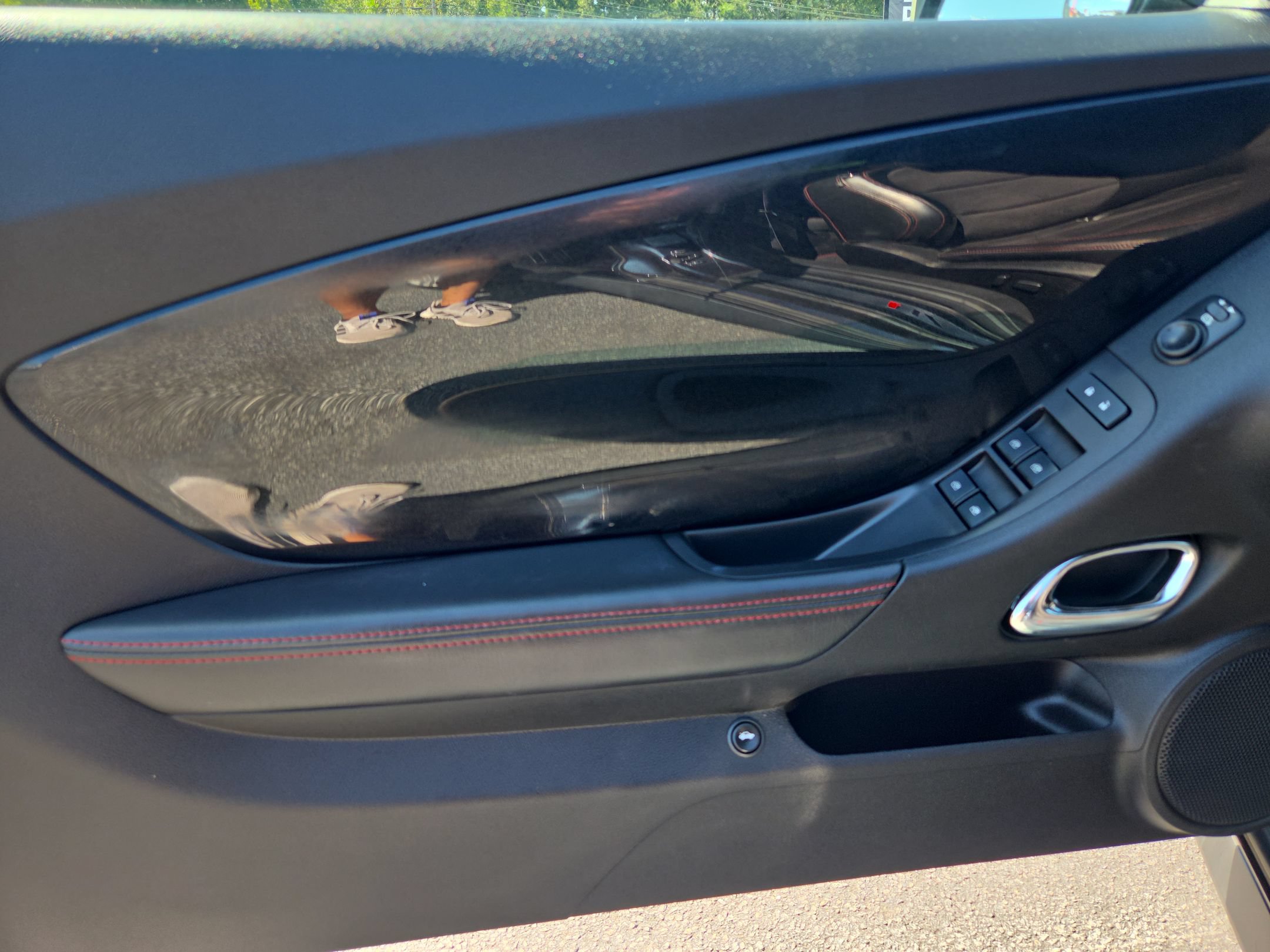 Used 2014 Chevrolet Camaro ZL1 RWD image 10