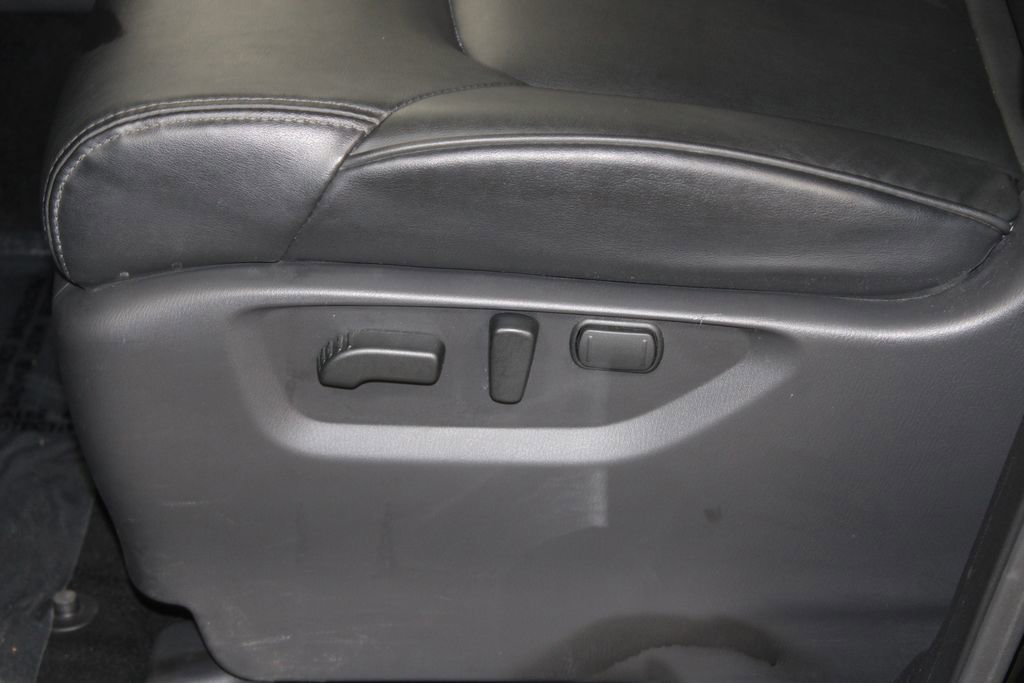 Used 2024 Nissan Armada SV w/ Cargo Package AWD/4WD image 19