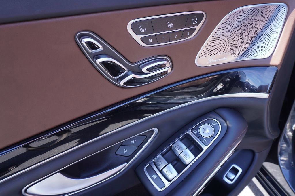 Used 2016 Mercedes-Benz S 600 image 16