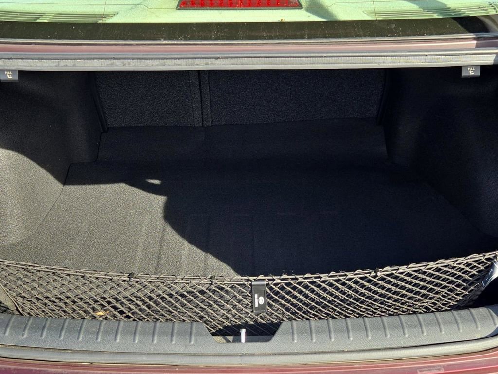 Used 2016 Kia Optima LX w/ LX Convenience Package image 11