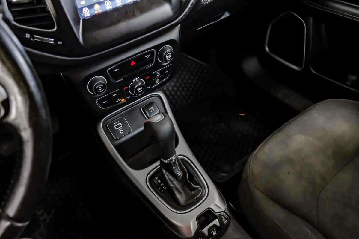 Used 2020 Jeep Compass Sport w/ Cold Weather Group image 23