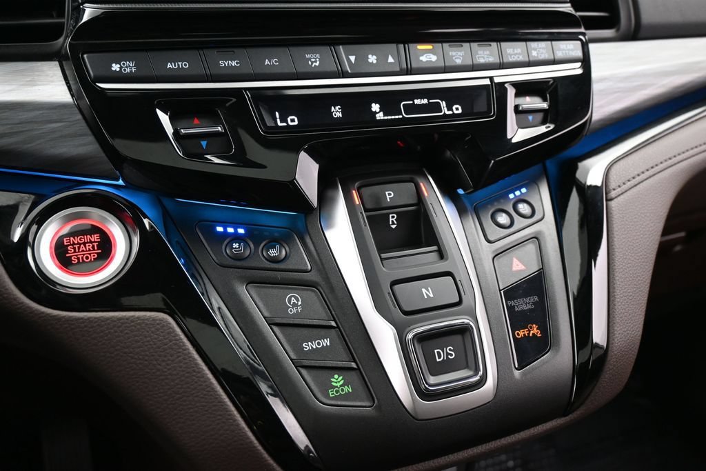 Used 2025 Honda Odyssey Elite image 21