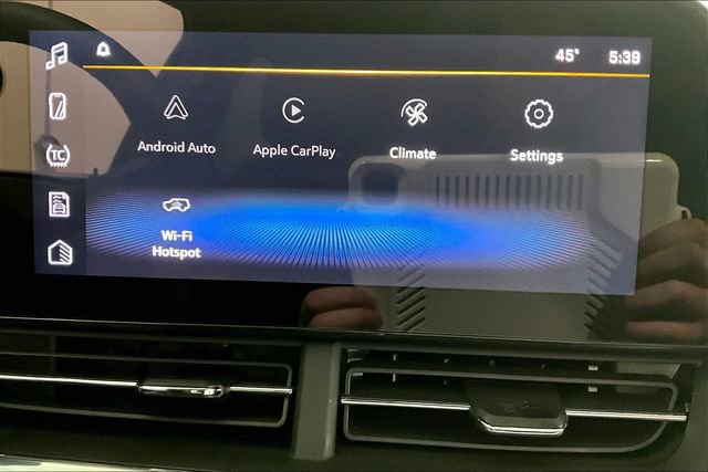 Used 2025 Chevrolet Trax RS image 40