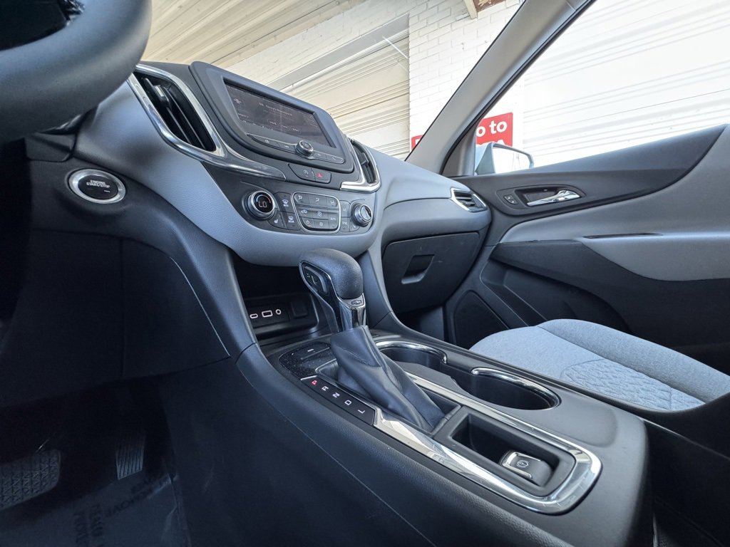 Used 2023 Chevrolet Equinox LT w/ Driver Convenience Package image 23