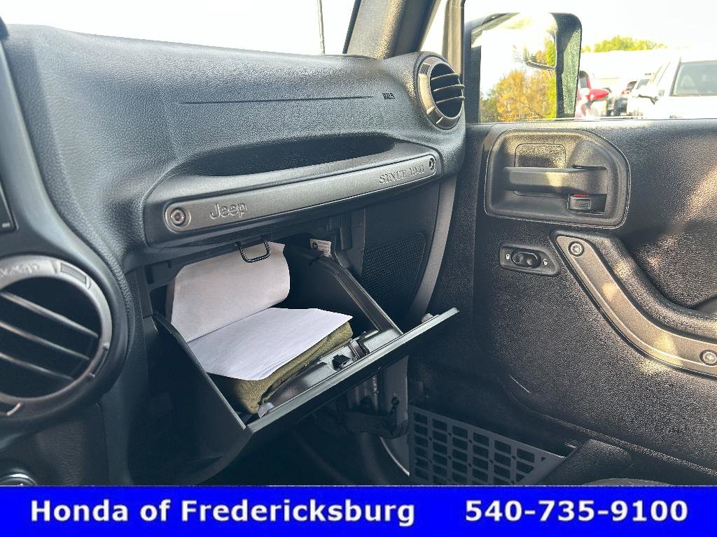 Used 2015 Jeep Wrangler Unlimited Sport w/ Quick Order Package 23S image 21