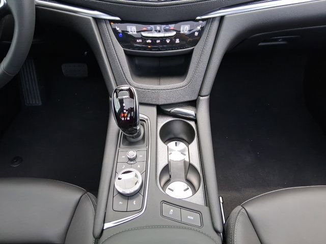 New 2026 Cadillac XT5 Premium Luxury w/ LPO, ONYX Package image 14