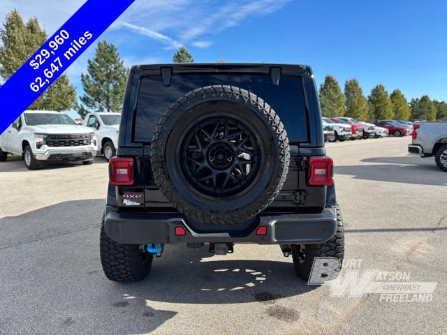 Used 2022 Jeep Wrangler Unlimited Sahara w/ Cold Weather Group image 5