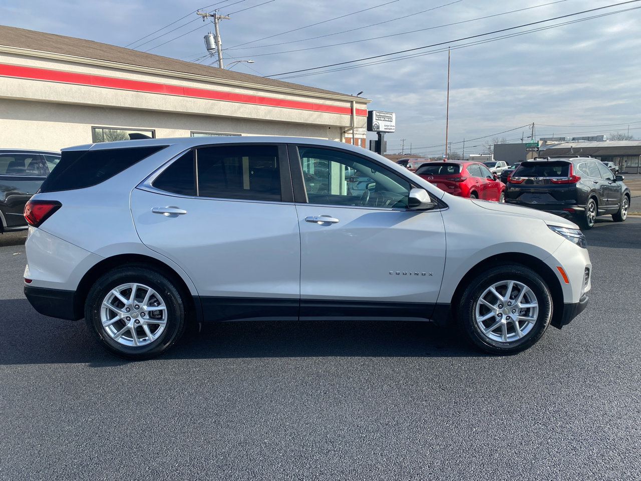 Used 2022 Chevrolet Equinox LT image 4