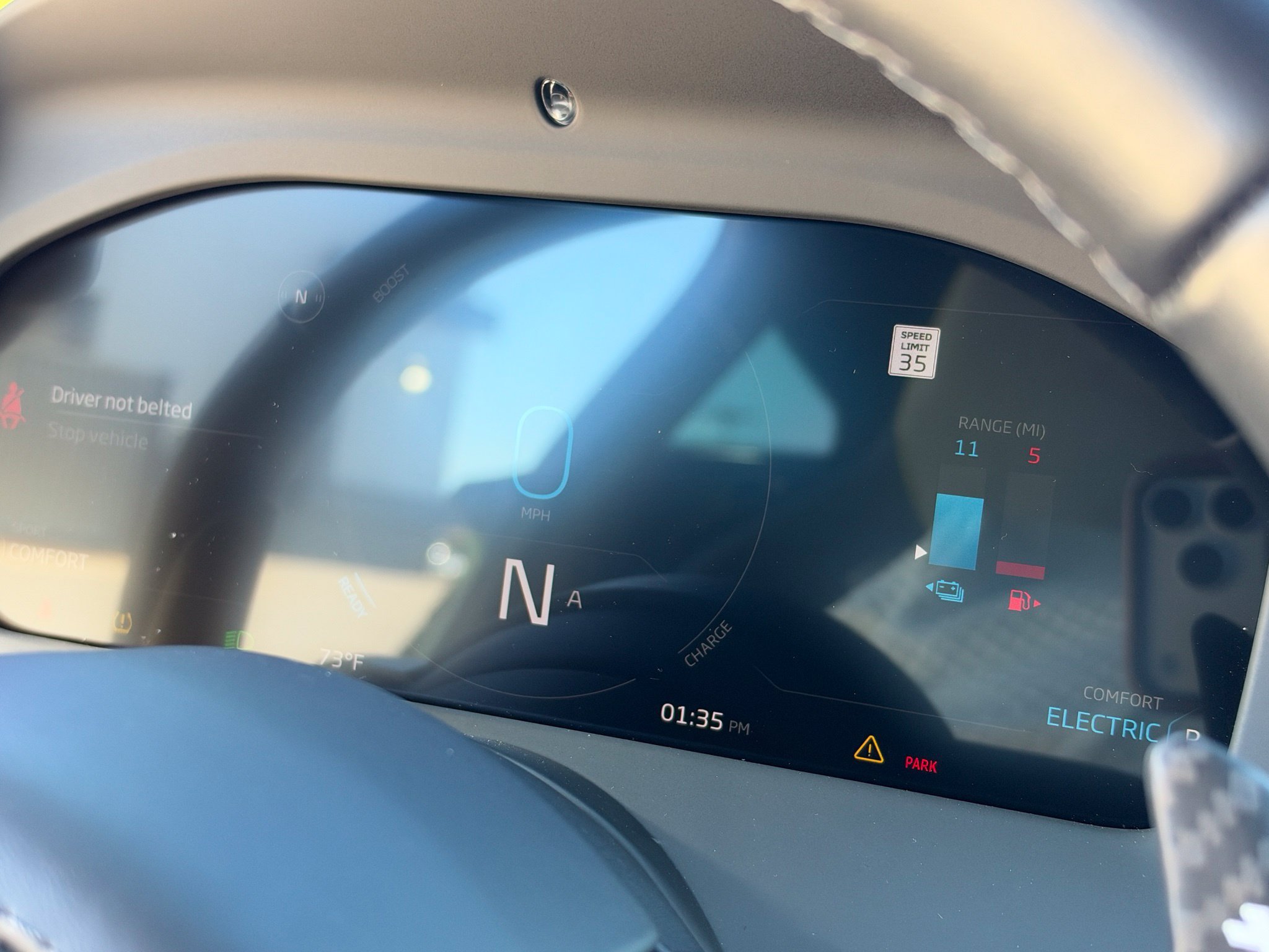 Used 2023 McLaren Artura RWD image 24