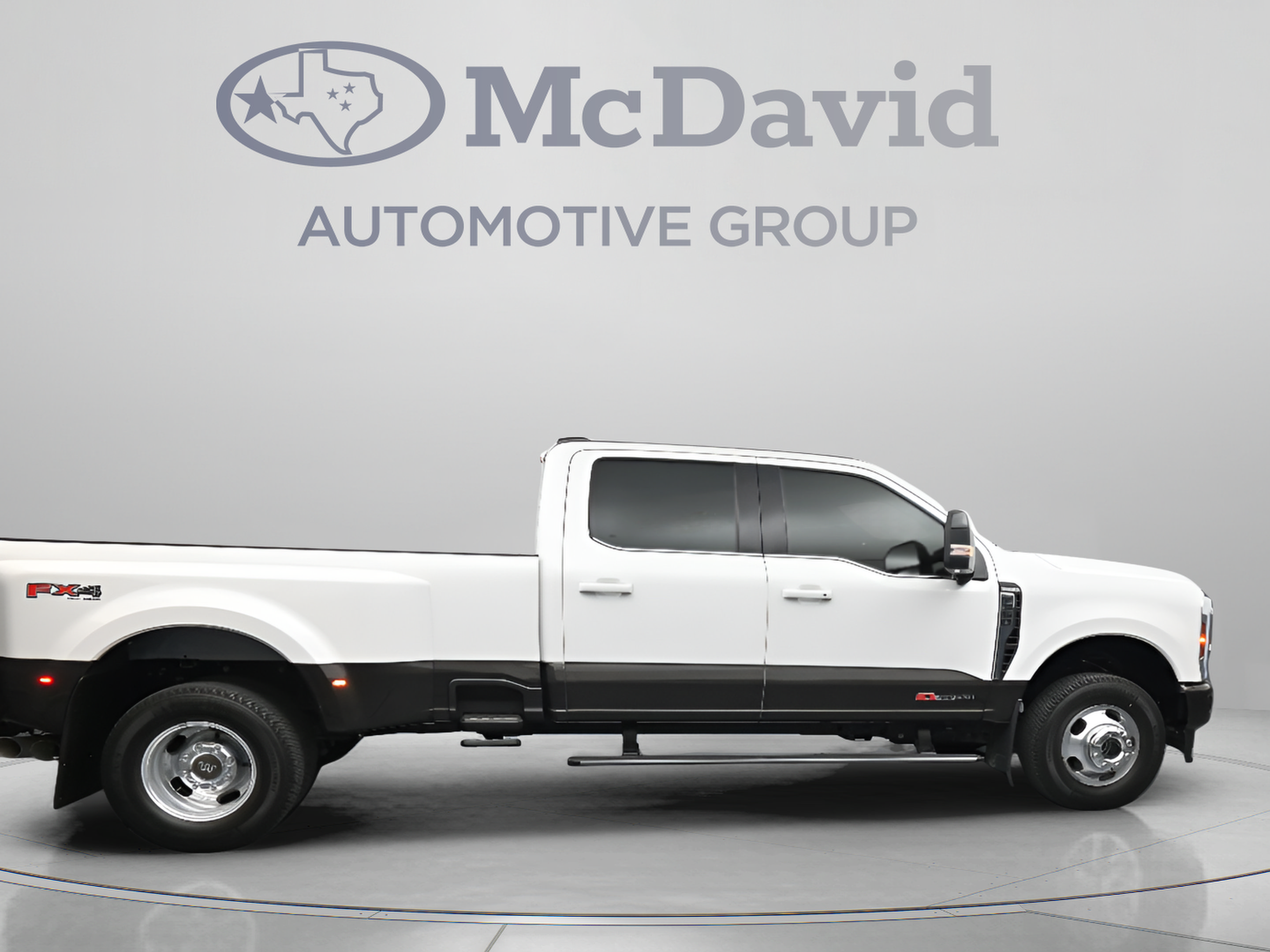 Certified 2024 Ford F350 King Ranch AWD/4WD image 9
