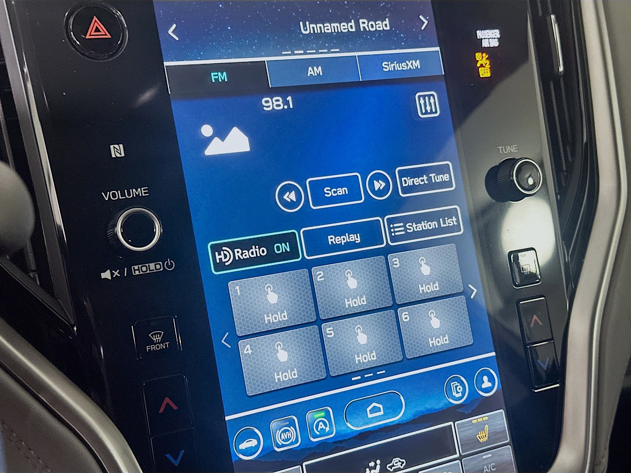 Used 2025 Subaru Outback Premium image 19