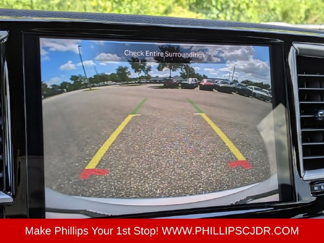 Certified 2026 Chrysler Voyager LX FWD image 18