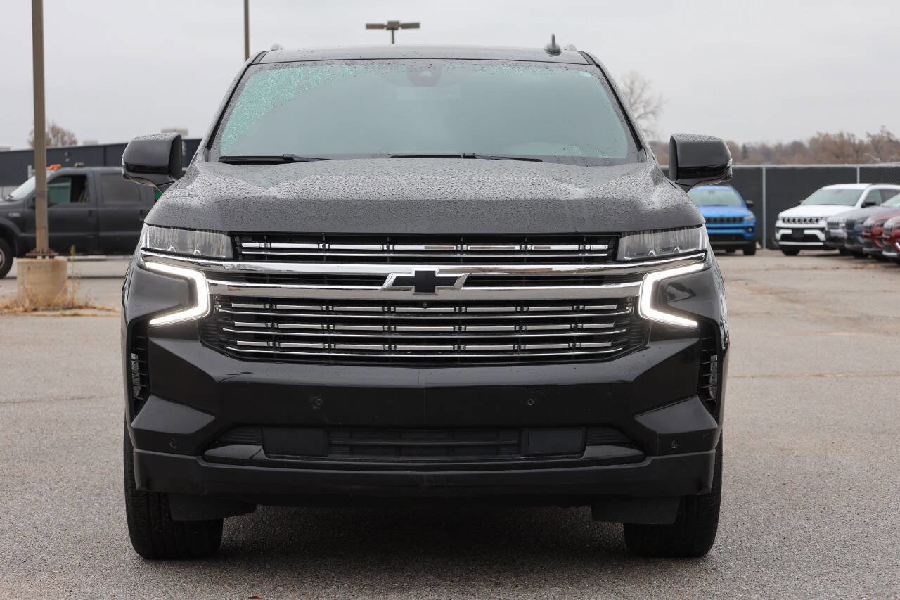 Used 2022 Chevrolet Tahoe RST w/ Luxury Package image 2
