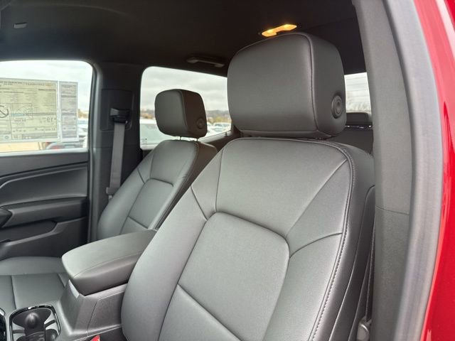 New 2026 Chevrolet Colorado Trail Boss w/ Off-Road Front Bumper Package image 17