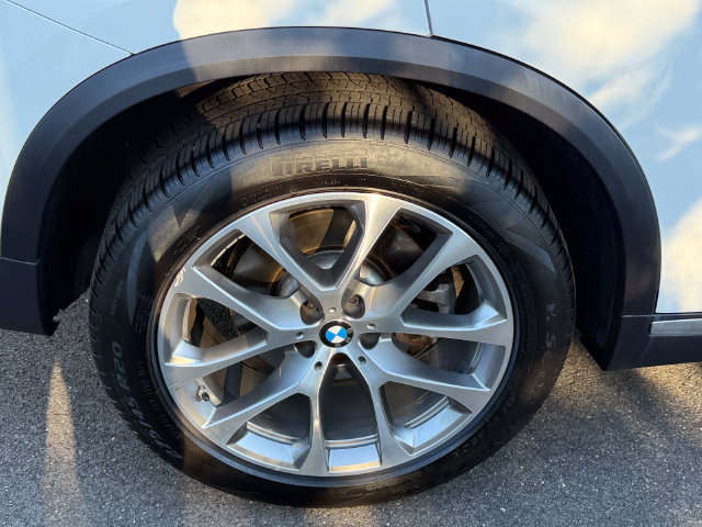 Certified 2026 BMW X5 xDrive40i AWD/4WD image 11