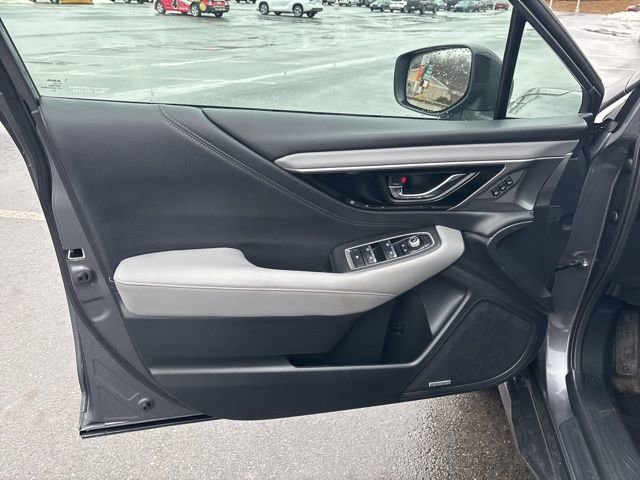 Used 2022 Subaru Outback Limited image 40