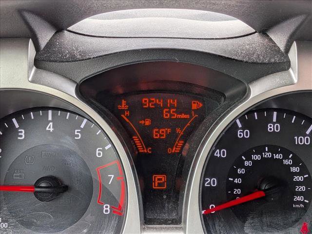 Used 2015 Nissan Juke SV w/ Cold Weather Package image 11