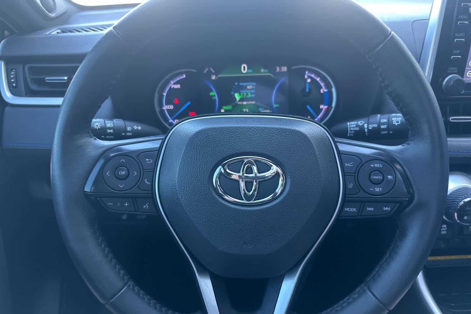 Used 2021 Toyota RAV4 XSE AWD/4WD image 26