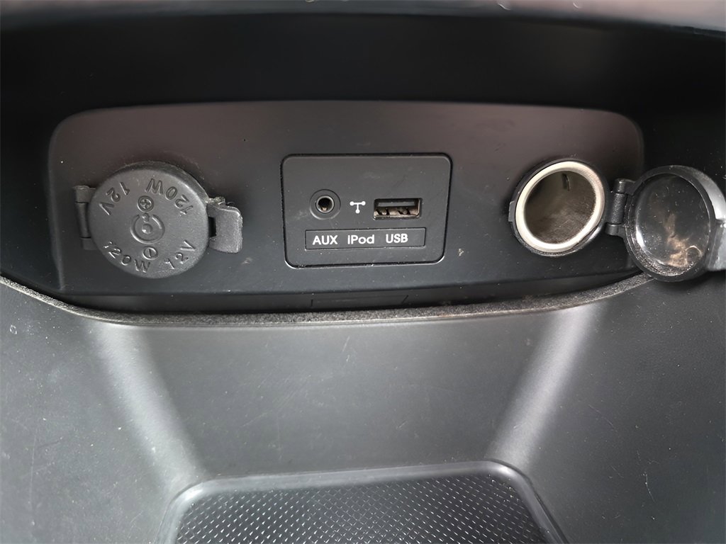 Used 2013 Kia Sorento LX image 29