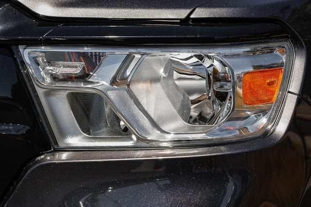 Used 2024 RAM 1500 Laramie AWD/4WD image 8