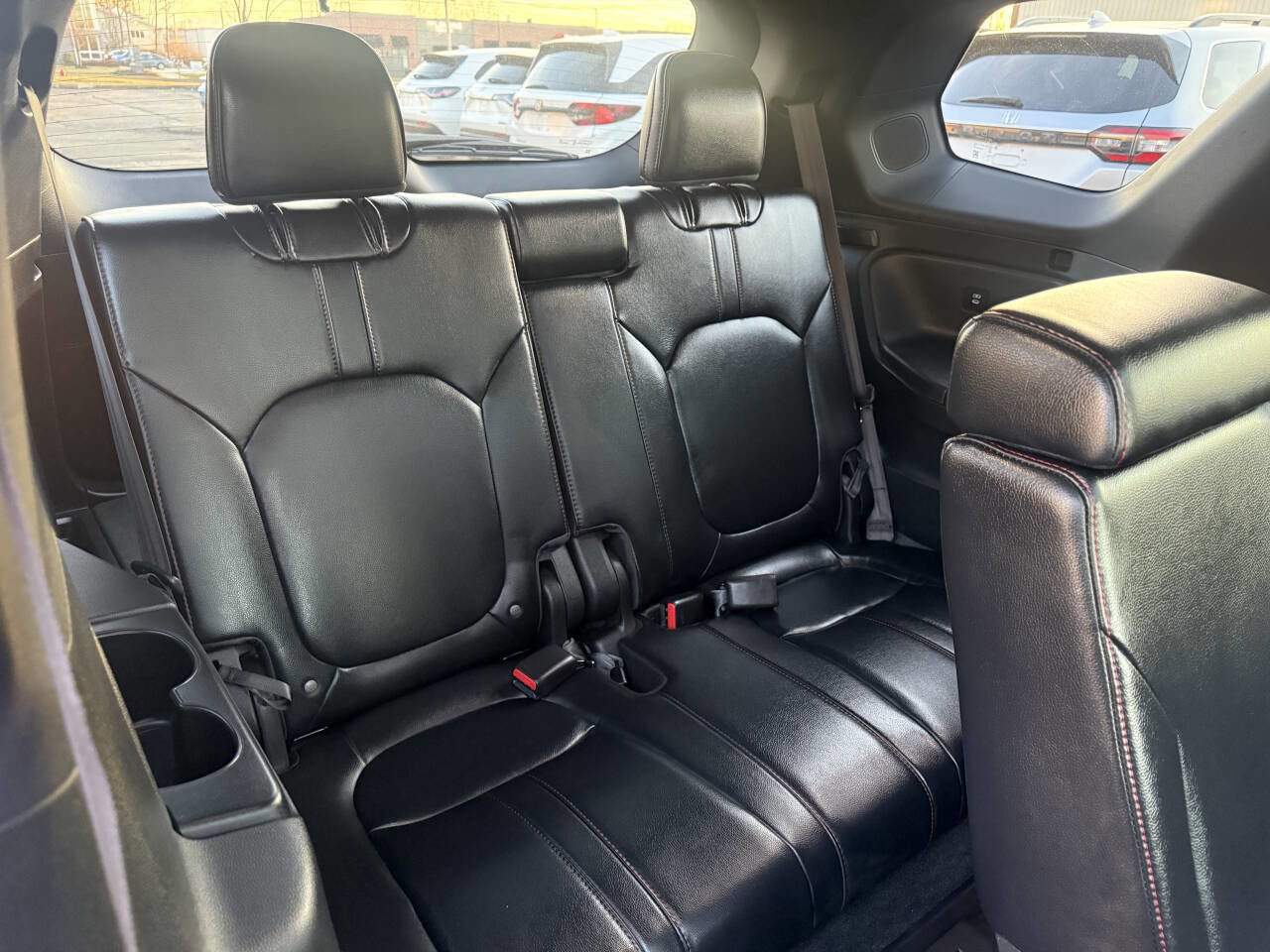 Used 2025 Honda Pilot Black Edition image 28