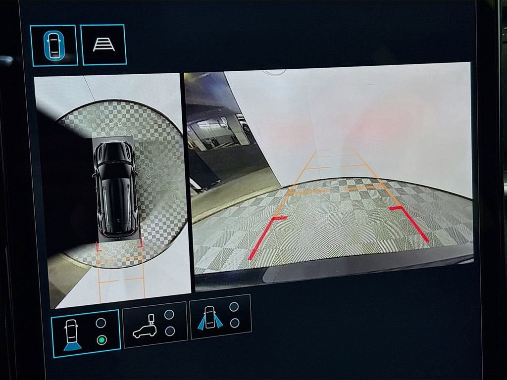 Used 2026 GMC Terrain Elevation w/ Black Edition image 16