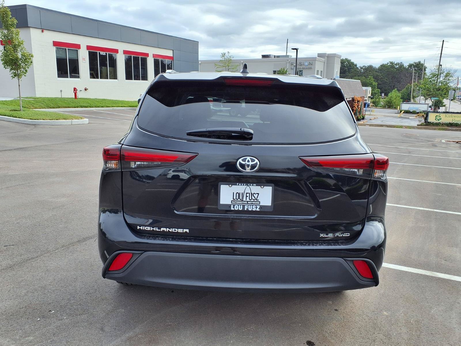 Certified 2026 Toyota Highlander XLE AWD/4WD image 27
