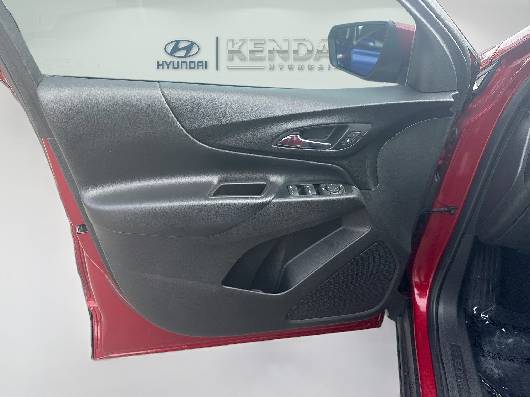 Used 2020 Chevrolet Equinox LT FWD image 17