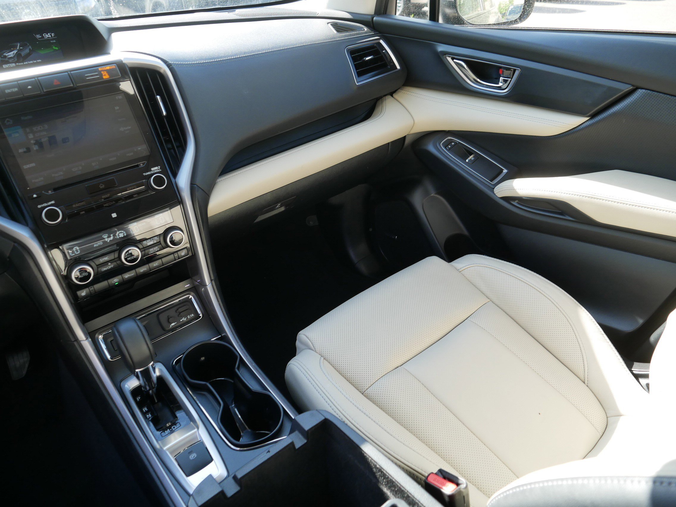 Used 2022 Subaru Ascent Limited w/ Technology Package AWD/4WD image 11