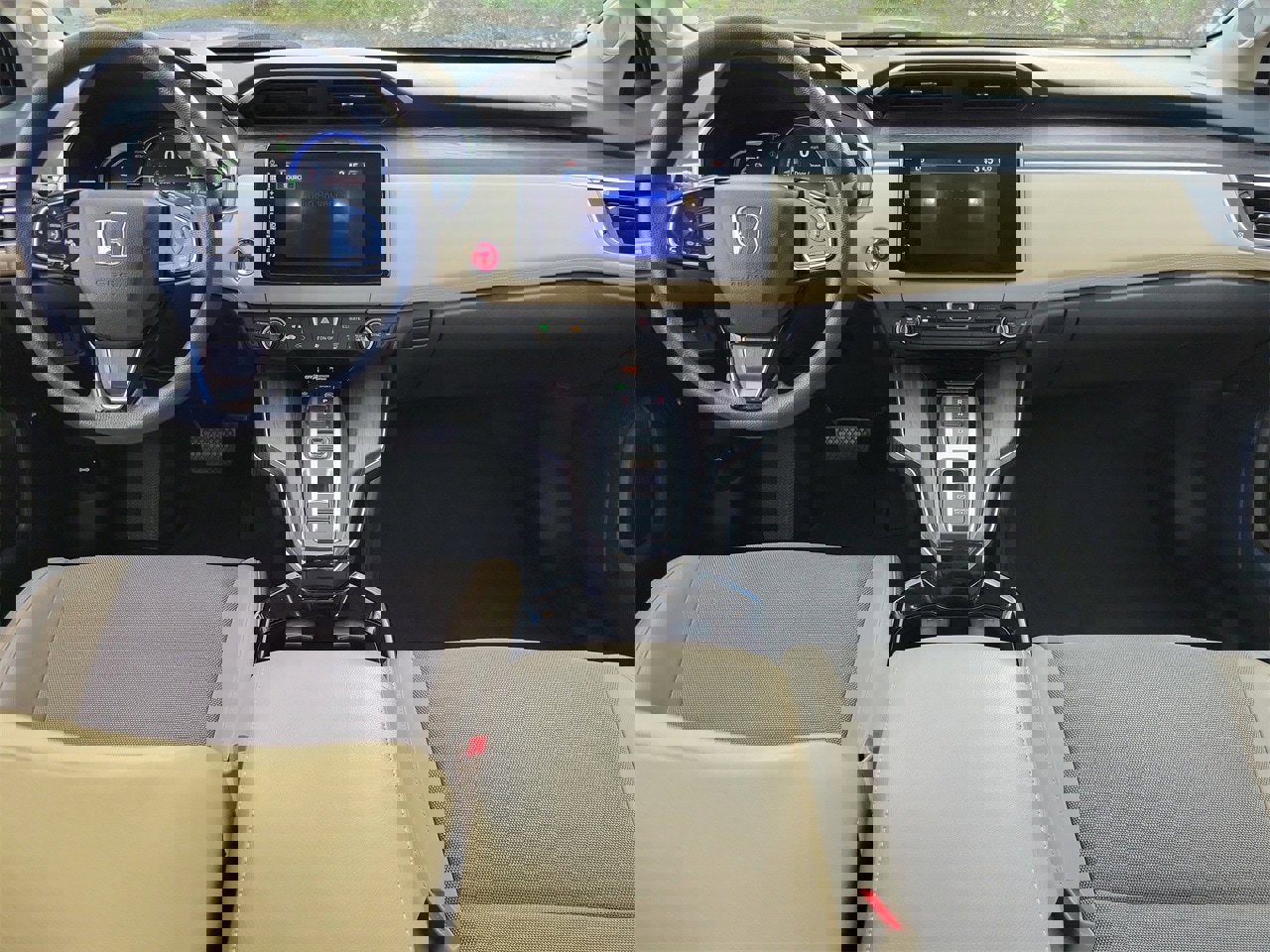 Used 2018 Honda Clarity Plug-In Hybrid image 12