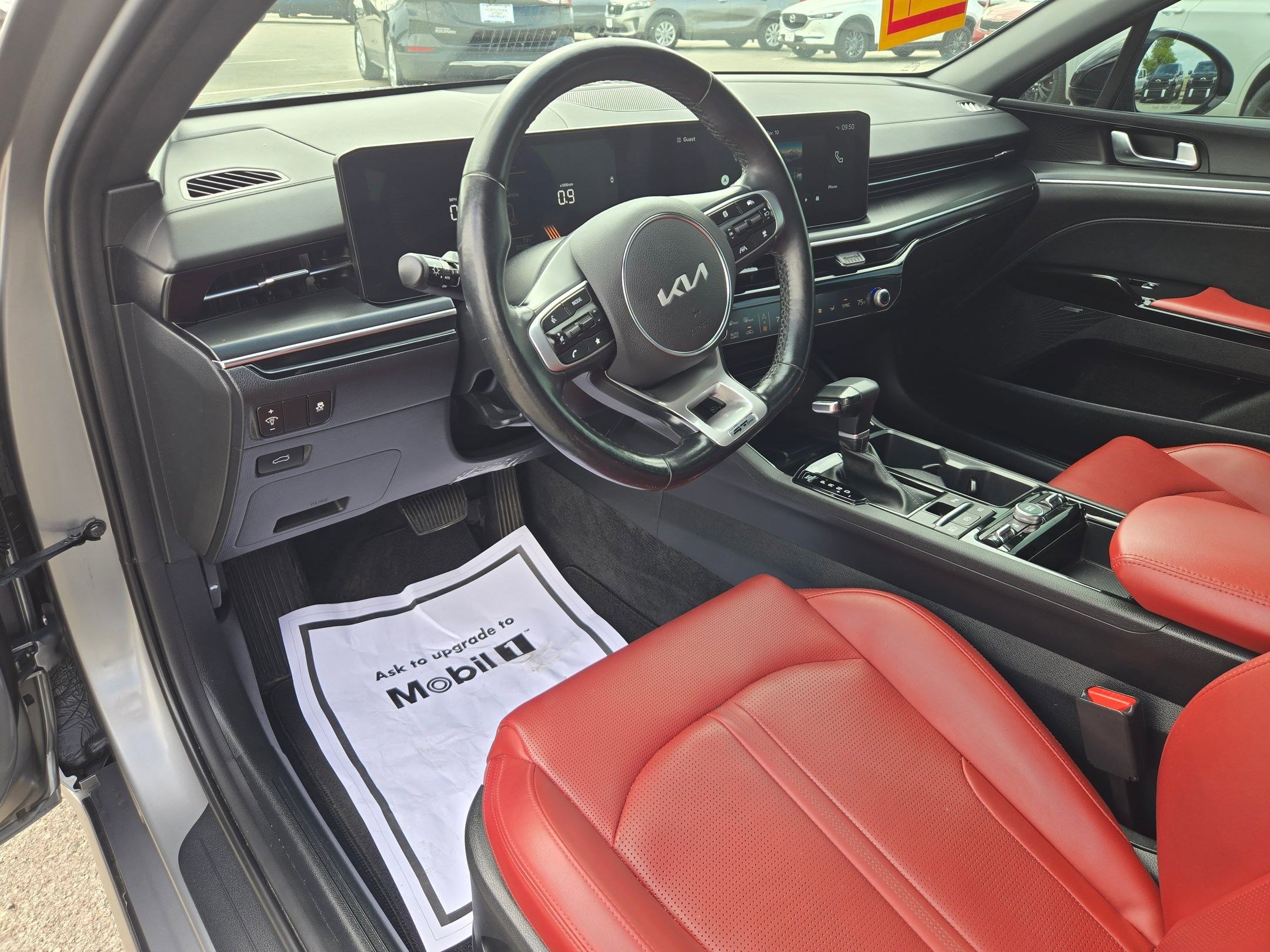 Used 2025 Kia K5 GT-Line w/ GT-Line Premium Package image 11