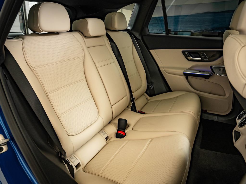 New 2026 Mercedes-Benz GLC 300 4MATIC image 44