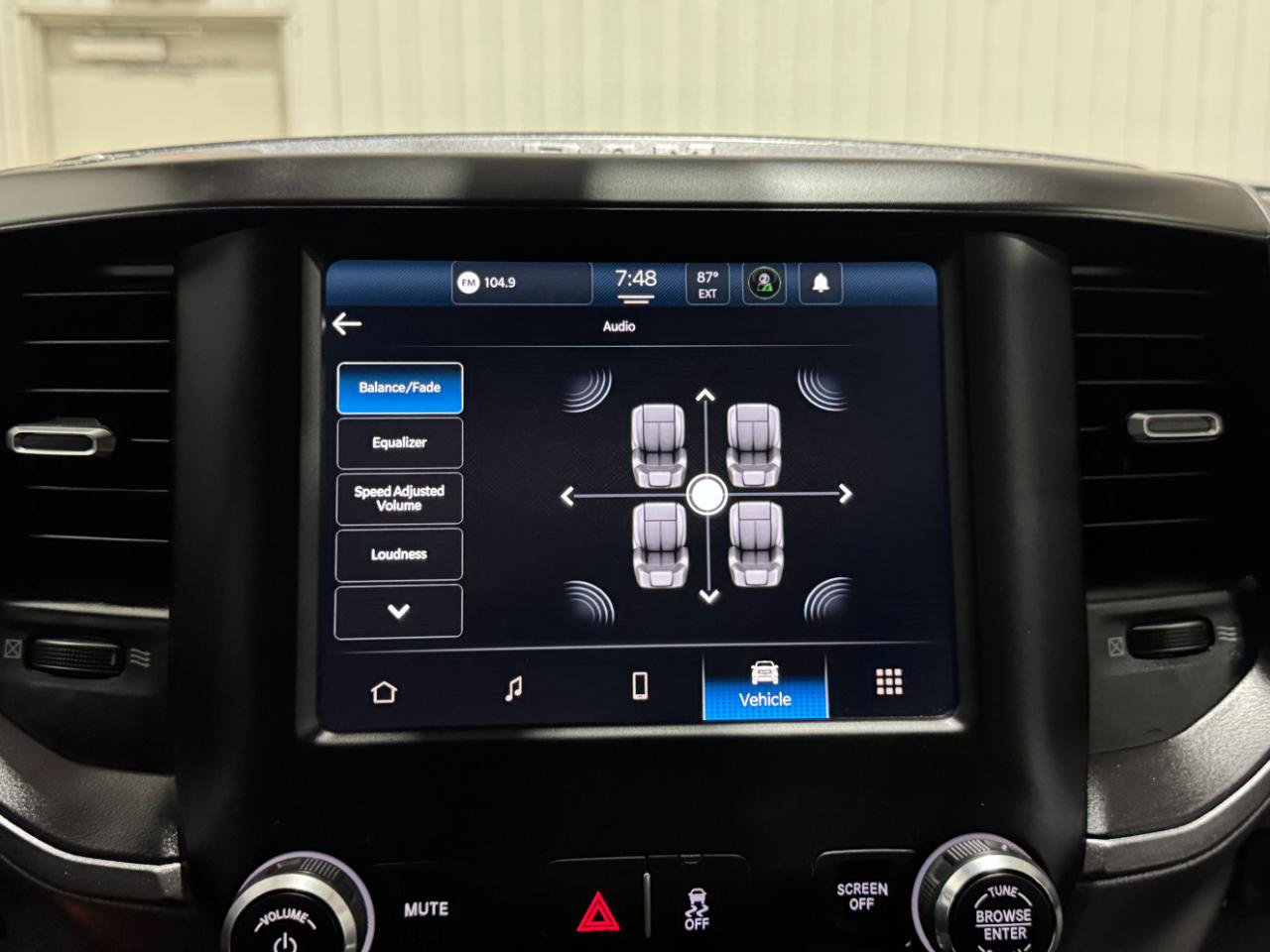 Used 2022 RAM 2500 Tradesman AWD/4WD image 43