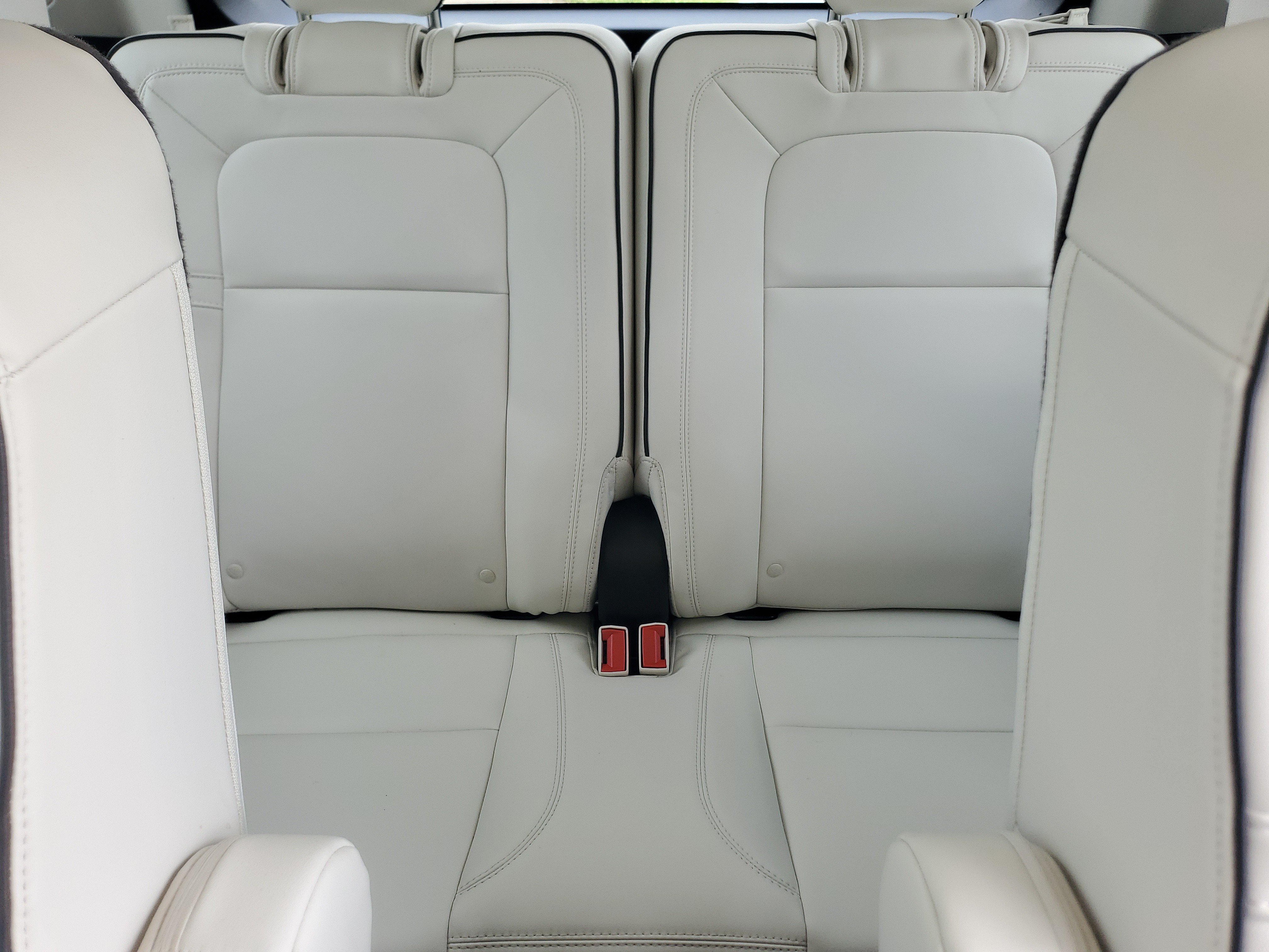Certified 2024 Lincoln Aviator Black Label w/ Class IV Trailer Tow Package AWD/4WD image 20