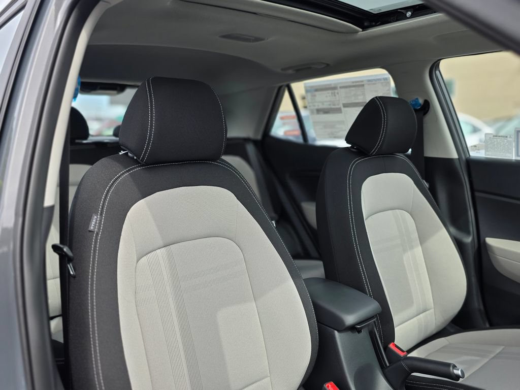 New 2026 Hyundai Venue SEL FWD image 11